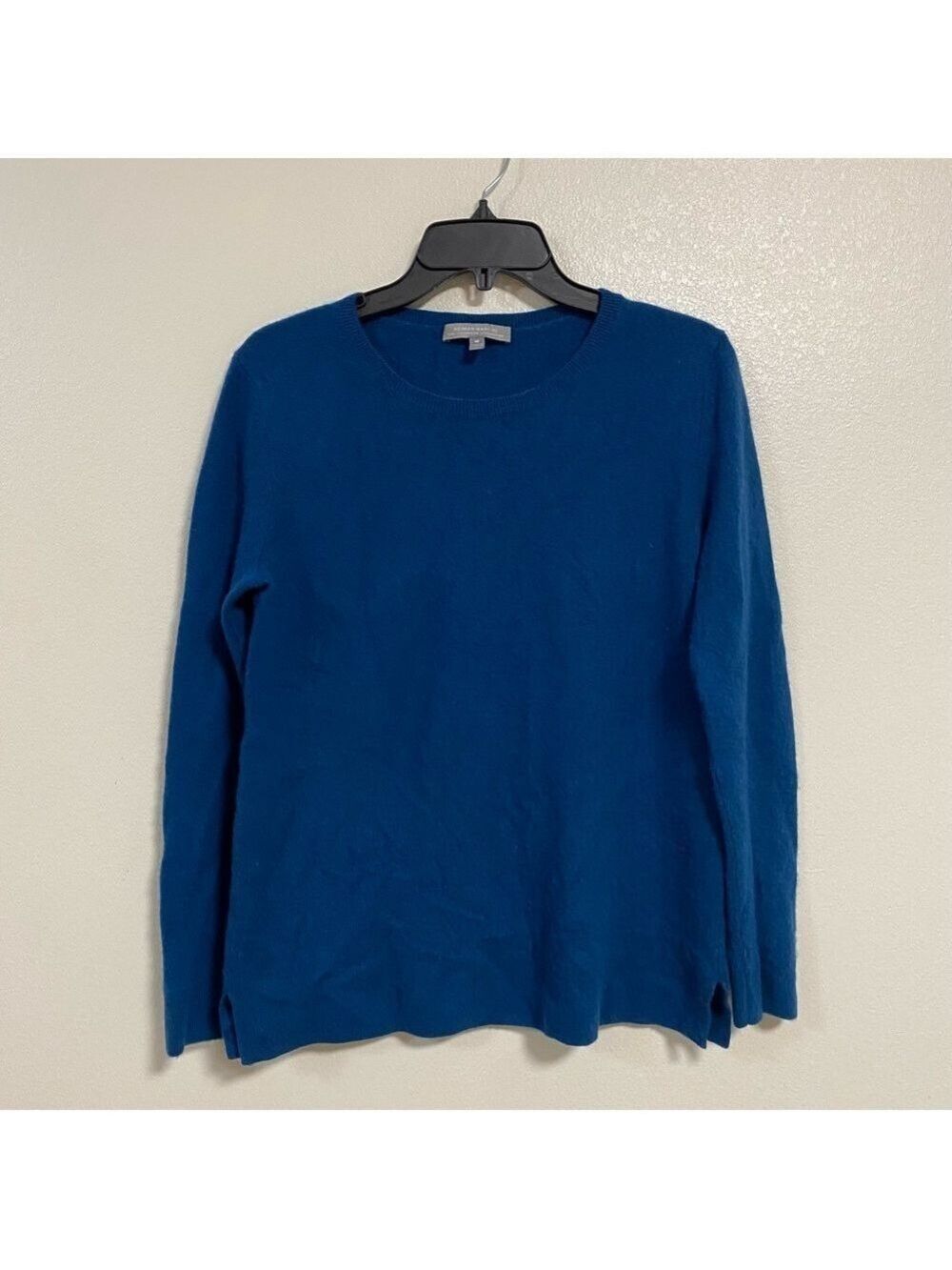 Neiman Marcus Sweater Women's Size Medium Peacock Blue crewneck cashmere sweater